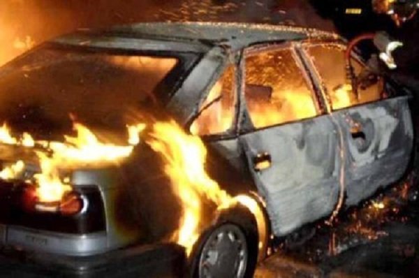 Горят автомобили и сады.  С начала года в пожарах в Магнитогорске пострадало 10 человек