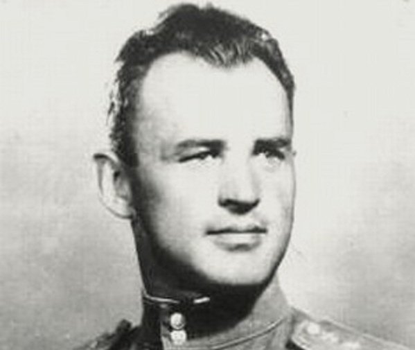 Герою Советского Союза, нашему земляку Леониду Васильевичу Дёме завтра исполнилось бы 100 лет