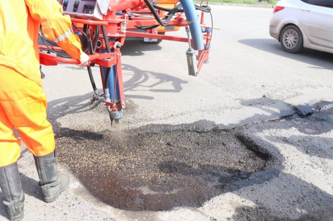 В Магнитогорске до 15 июня закончат ямочный ремонт на дорогах