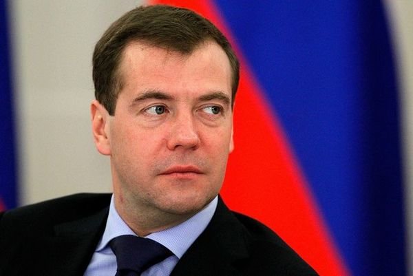 Медведев о потерях ЕС из-за антироссийских санкций: «Страны, которые ввели санкции, потеряли около 100 млрд долларов»
