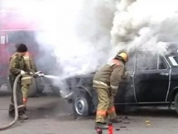 В Магнитогорске опять сгорел автомобиль