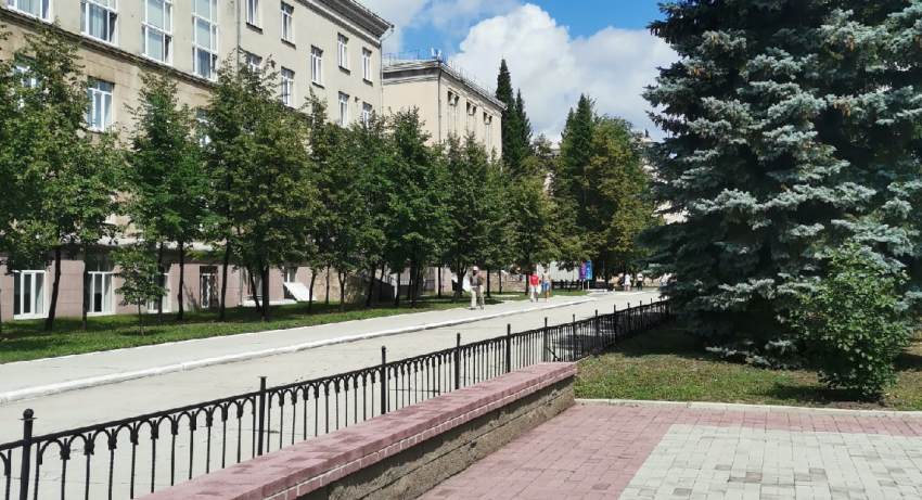 Путь к высшему образованию начинается в шатре Путь к высшему образованию начинается в шатре