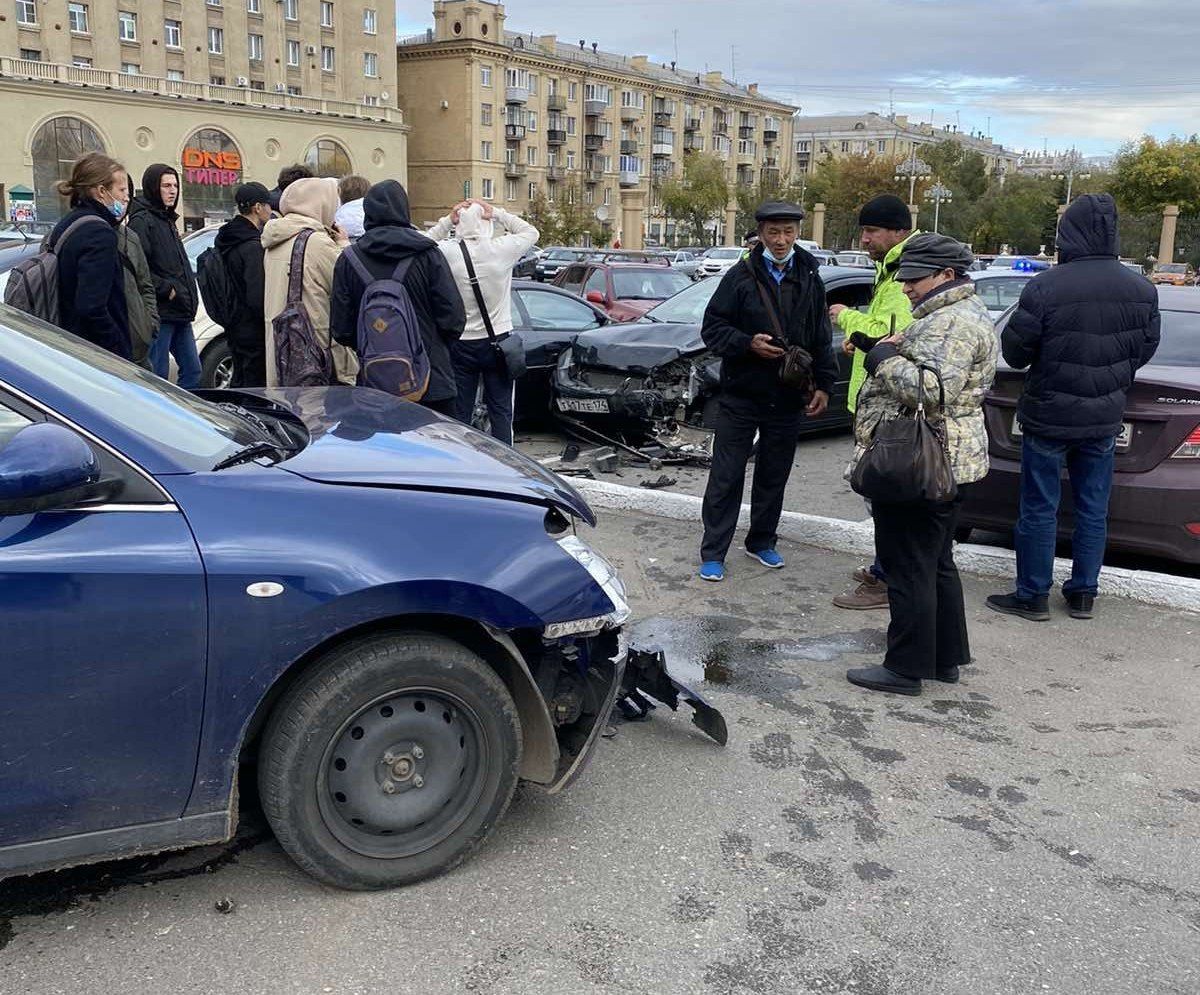 ДТП около университета » Вечерний Магнитогорск