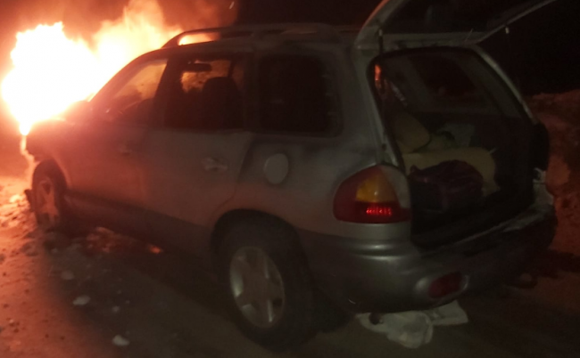 На трассе Магнитогорск - Челябинск загорелся автомобиль