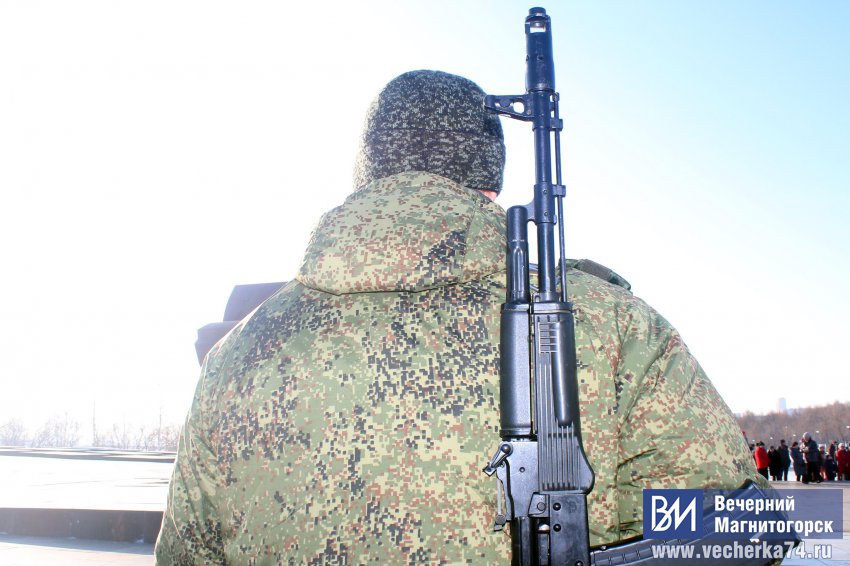 Российской армии разрешили воевать на Донбассе