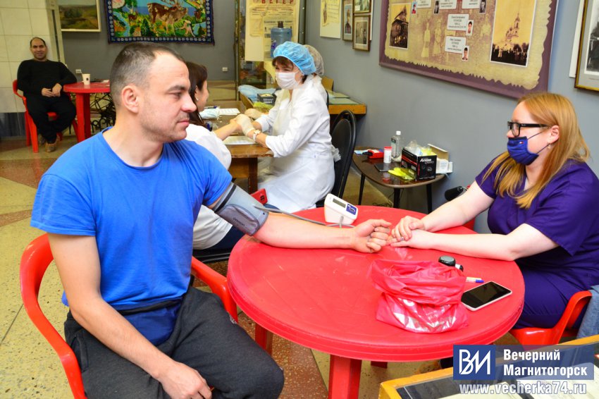 Южноуральцы приняли участие в акции по сдаче крови