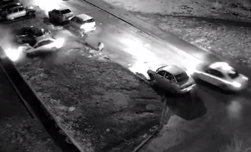 В Магнитогорске пьяный водитель протаранил автомобили, уходя от погони