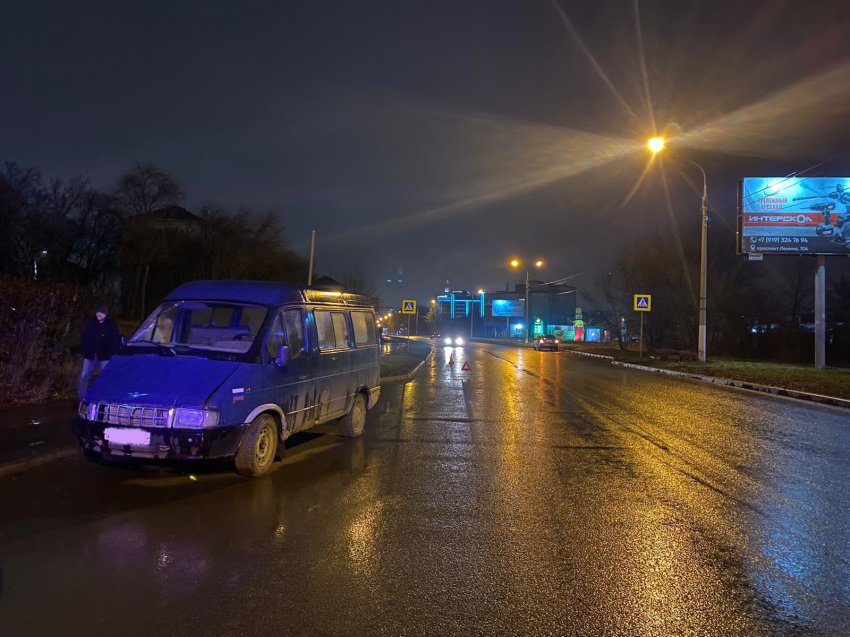 В Магнитогорске микроавтобус насмерть сбил пешехода