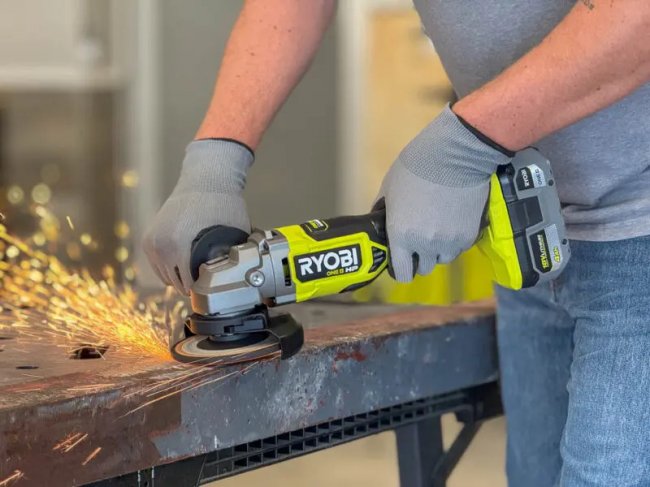     Ryobi PBLAG02 18V HP