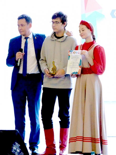 Эмоции и овации - в честь мам! Эмоции и овации - в честь мам!