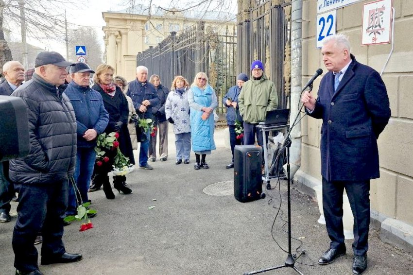 В Магнитогорске открыли доску женщине-легенде! В Магнитогорске открыли доску женщине-легенде!