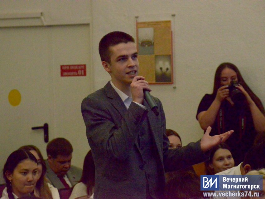 Не уйду, пока не отвечу всем! Не уйду, пока не отвечу всем!