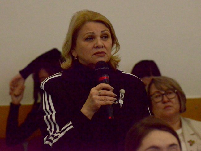 Не уйду, пока не отвечу всем! Не уйду, пока не отвечу всем!