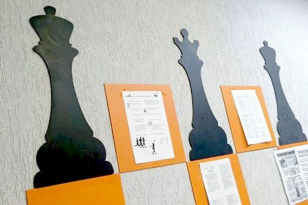 ����� � ����