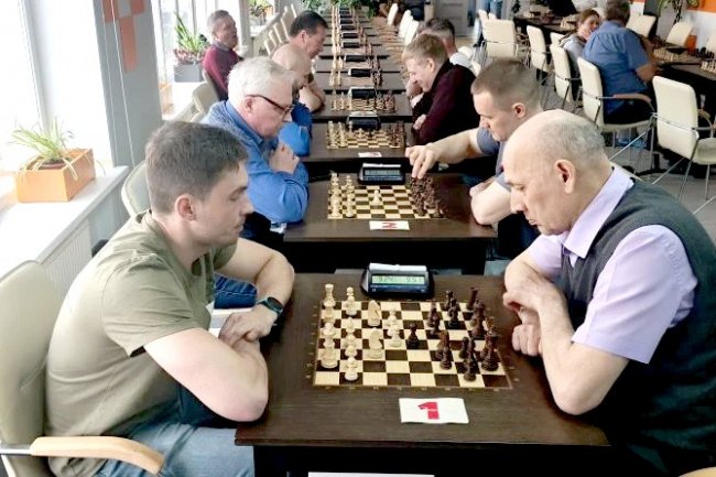 ����� � ����