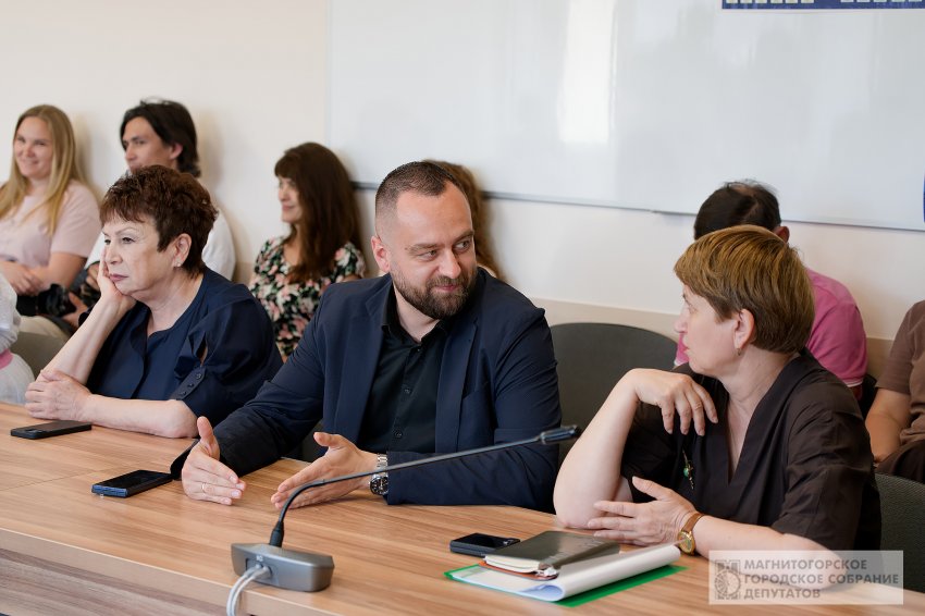 В Магнитогорске благоустроят привокзальную площадь у «Паровоза» В Магнитогорске благоустроят привокзальную площадь у «Паровоза»