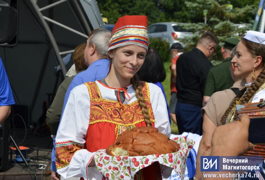 В Магнитогорске прошёл массовый забег на необычную дистанцию В Магнитогорске прошёл массовый забег на необычную дистанцию