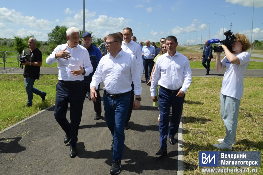 В Магнитогорске губернатор оценил новый перекрёсток В Магнитогорске губернатор оценил новый перекрёсток