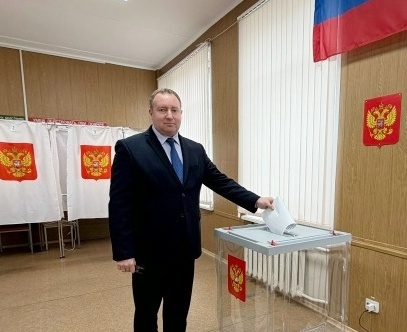 В Магнитогорске проходят выборы депутатов Госдумы В Магнитогорске проходят выборы депутатов Госдумы