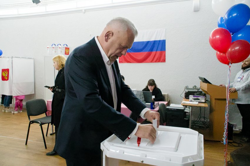 В Магнитогорске проходят выборы депутатов Госдумы В Магнитогорске проходят выборы депутатов Госдумы