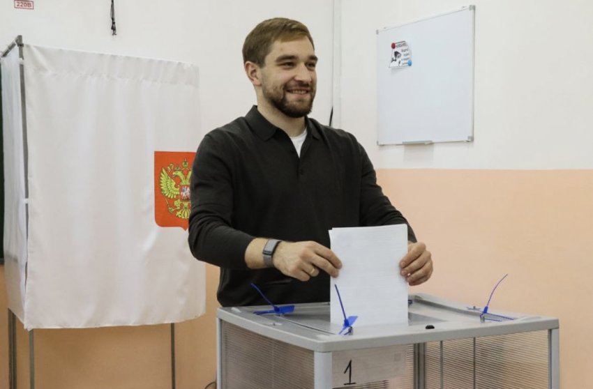 В Магнитогорске проходят выборы депутатов Госдумы В Магнитогорске проходят выборы депутатов Госдумы