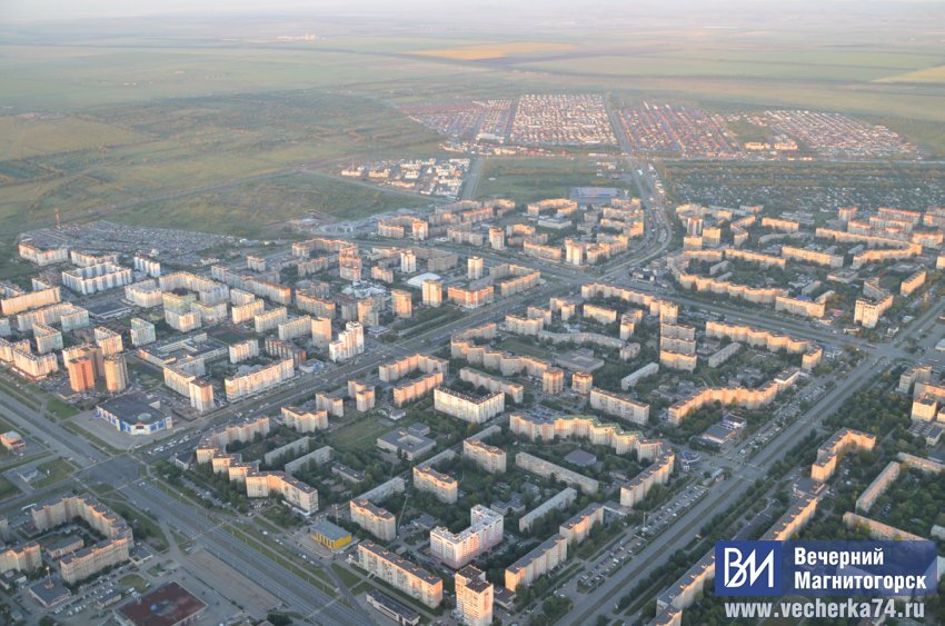 Транссексуалдар мен трансвеститтер туралы онлайн порно фильмдерді қараңыз. Бал залындағы секс